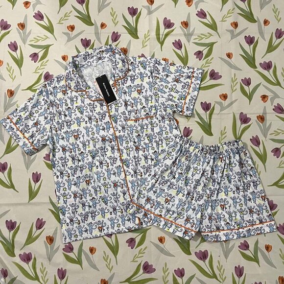 Roller Rabbit Pajamas Set - Picture 1 of 5